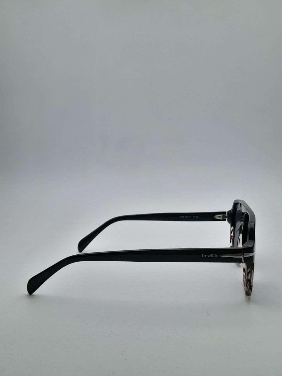 PeaRlo Sunglasses - Image 2