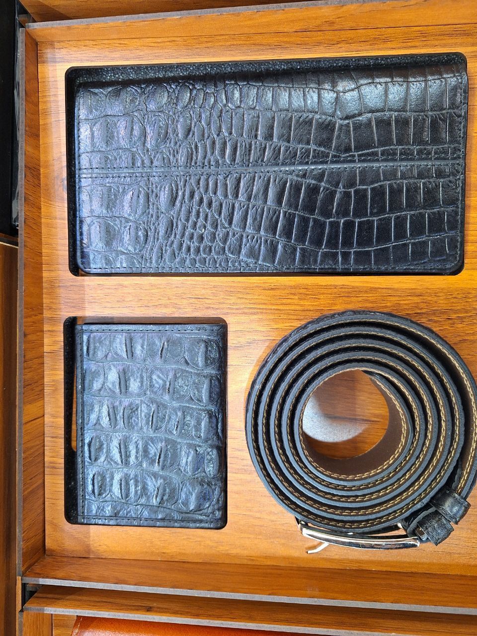 Premium 3-Piece Leather Gift Set - Image 2